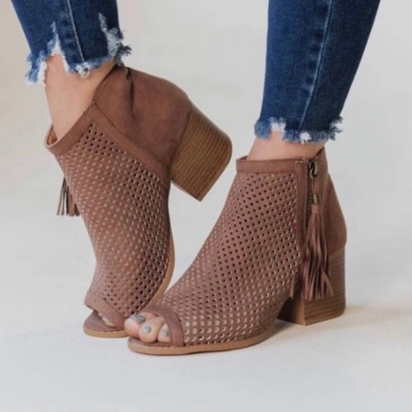 Perforated Tassel Zip Open Peep Toe Booties - Picture 9 of 10